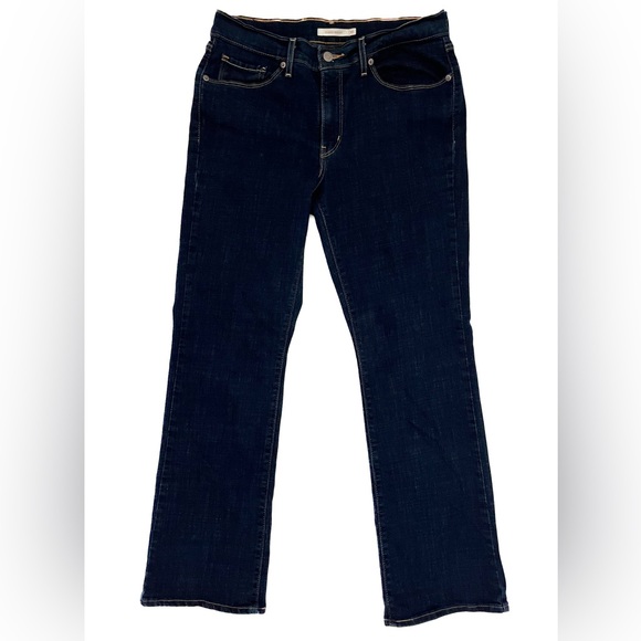 Levi’s Women’s Classic Bootcut Dark Wash Jeans - Picture 2 of 6